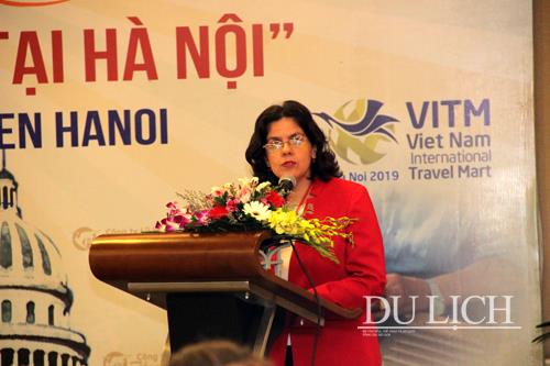 Đại sứ đặc mệnh toàn quyền nước cộng hòa Cuba tại Việt Nam - Bà Lianys Torres Rivera phát biểu tại chương trình